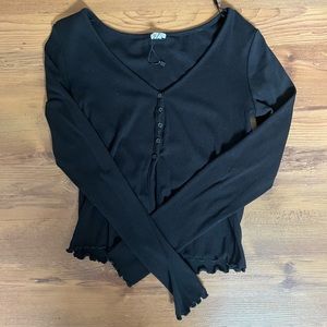Cropped Button up black top